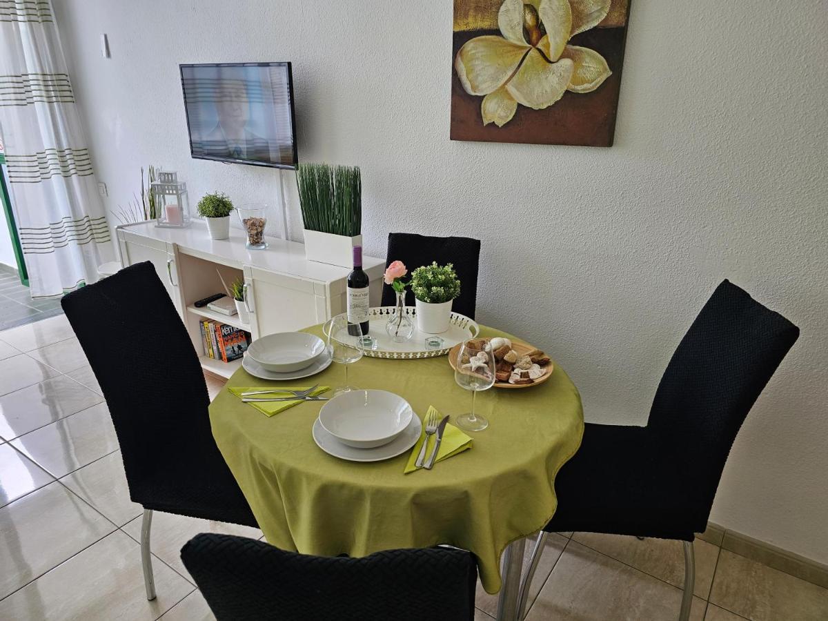 Casa Palmera 3 Only 150 Metres To The Beach, Heated Pool, Wifi, Sat-Tv, Balcony 아로나 외부 사진